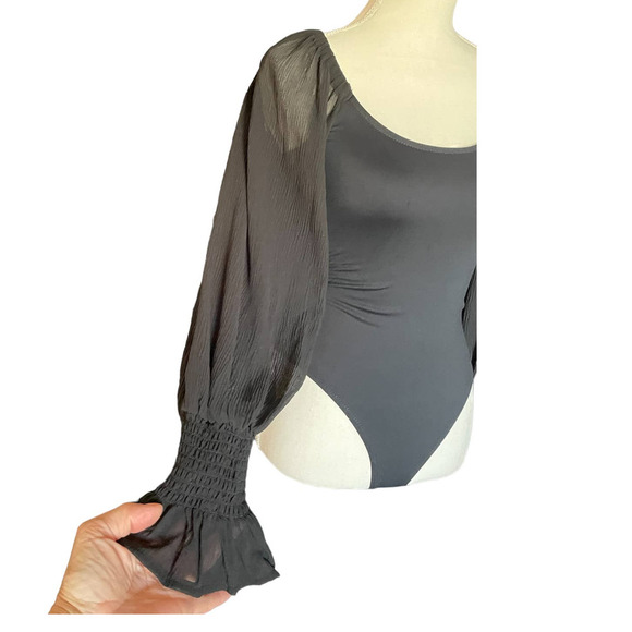 NWT Lulus Womens Scoop Neck High Cut Bodysuit Top Chiffon Long Sleeve Size XS - Picture 5 of 8